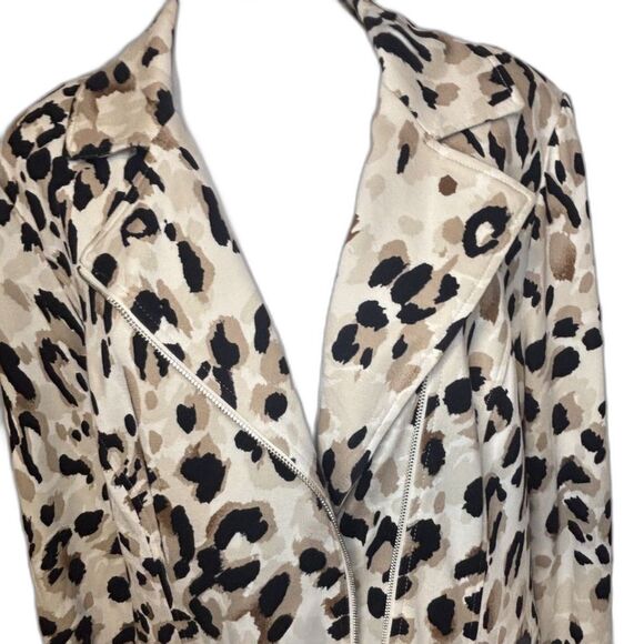 Chico's Animal Print Soft Stretch Ponte Knit Zip Moto Jacket Top - Picture 3 of 6